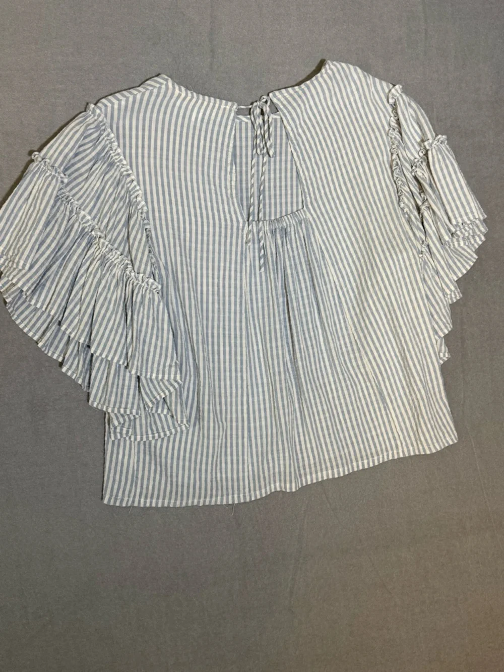 Anthropologie Pilcro Blue Striped Sybil Ruffle Sleeve Open Back Blouse Large - Picture 9 of 11